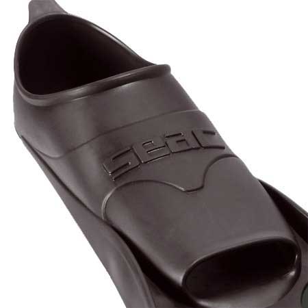 seac_sub_shout_s800_7381.jpg